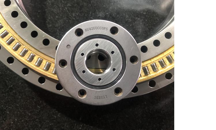 交叉滾子軸承轉(zhuǎn)速能達(dá)到多少轉(zhuǎn)/分